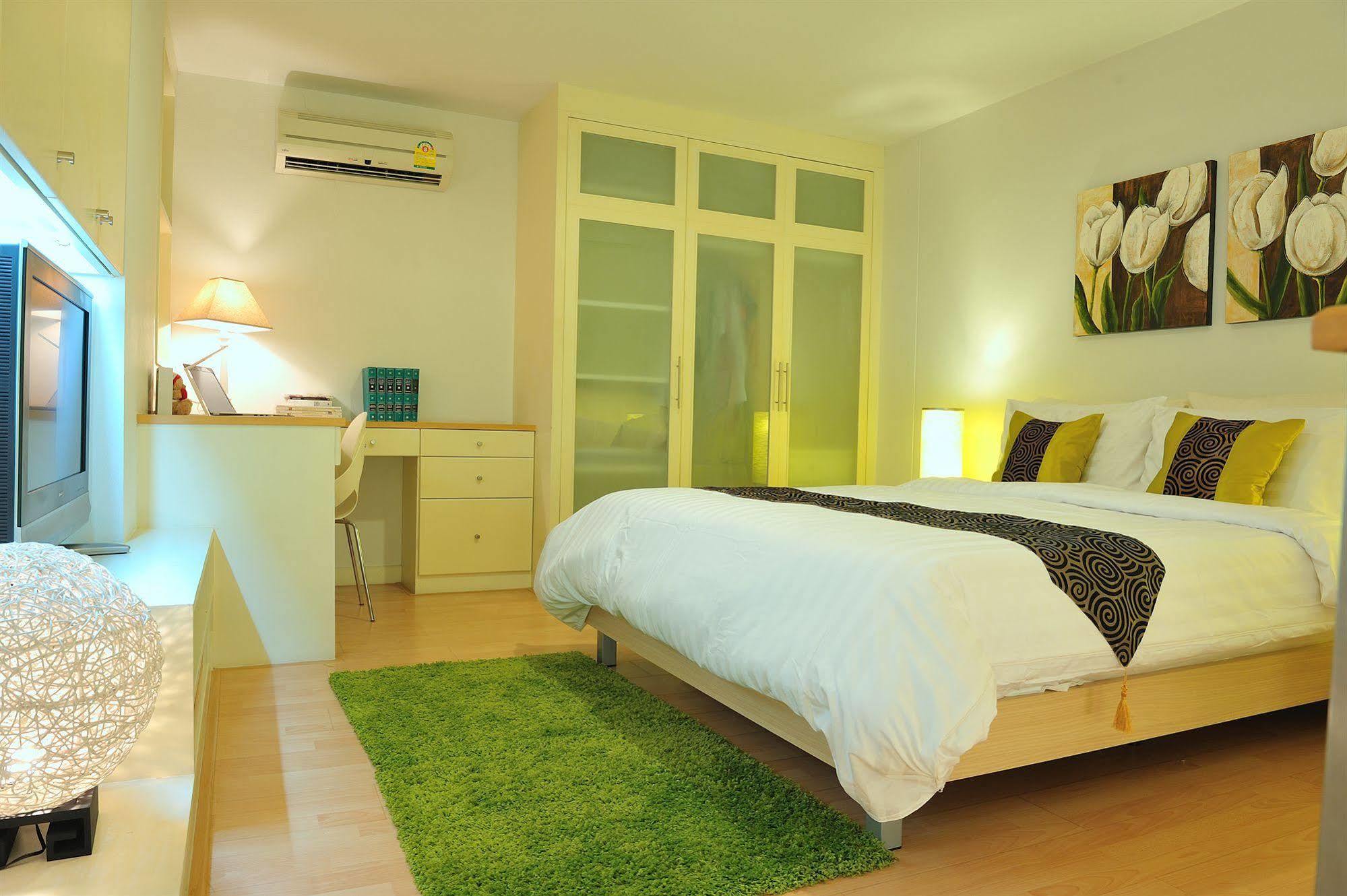 Duplex 21 Apartment Bangkok Exterior photo
