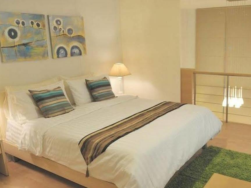 Duplex 21 Apartment Bangkok Exterior photo